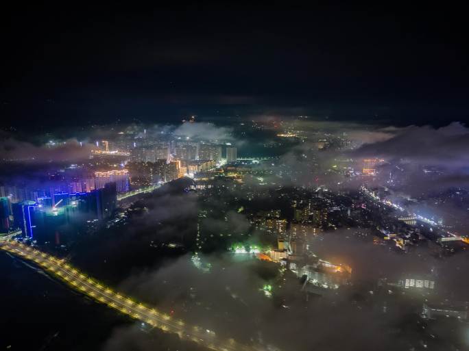 夜晚小区街道 夜景延时 夜景云雾 小城市