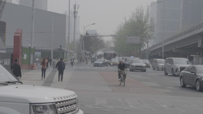北京国贸CBD办公楼上班族车流人流