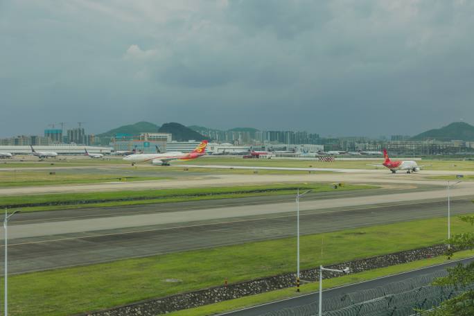 机场跑道头飞机排队起飞延时摄影