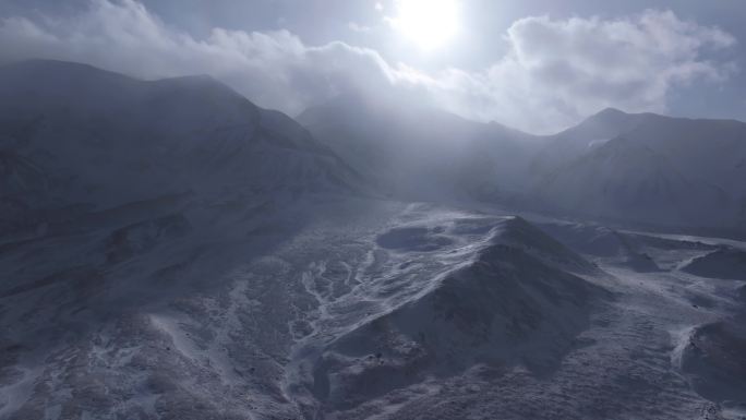 航拍冬季阿尼玛卿山冰川雪山光影延时摄影