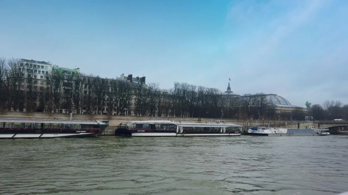 巴黎塞纳河游船
