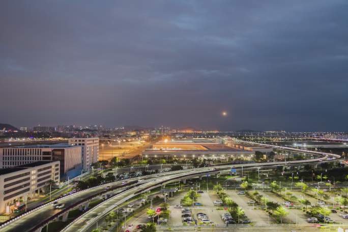 飞机降落和深圳机场进场道路、航空物流货站