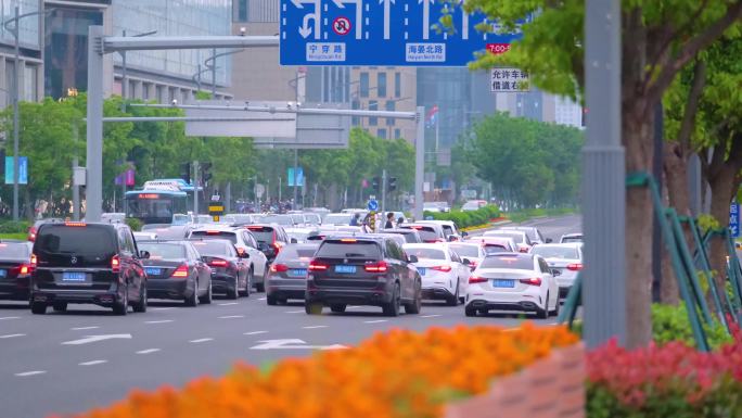 城市马路街道街头街景上班下班高峰期汽车车