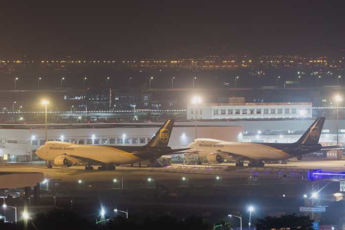 UPS波音747-8货机延时摄影