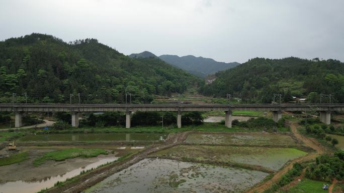 乡村铁路桥梁