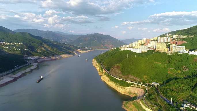 巫峡口大景、巴东城市大景、长江景观