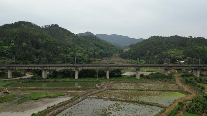 乡村铁路桥梁