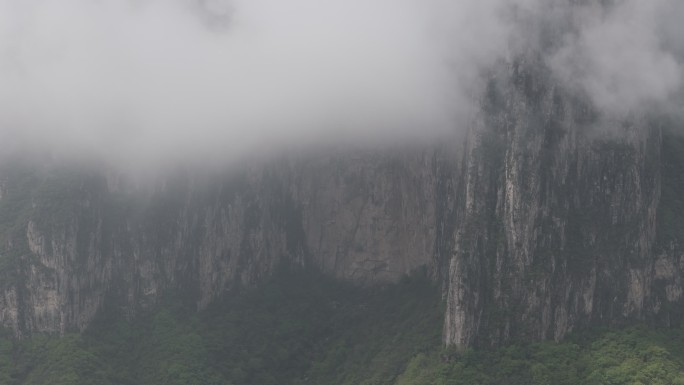 4K航拍太行山山脉云雾山脉自然景观