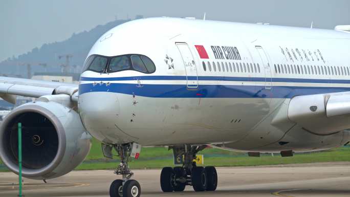 8K深圳宝安飞机场客机13