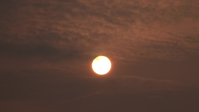 太阳落下  日落西山