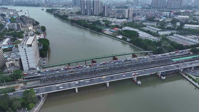 中国广州市荔湾区珠江大桥