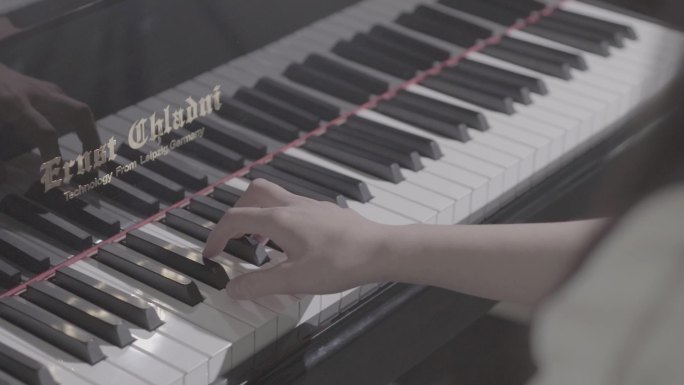 钢琴 演奏 灰度 高清 手指 1