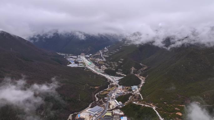 航拍雅江 雪山  山脉 峡谷 318国道