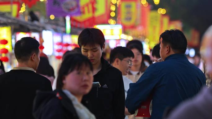 夜市摊人流 小吃街美食街夜市人流