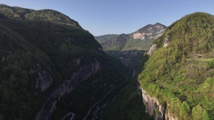 挂壁公路汉中人文景观汉中旅游宣传悬崖梯田