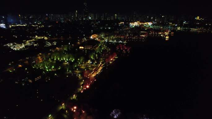 老济南明府城大明湖路超然楼夜景航拍