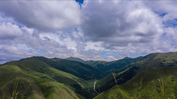 宁夏中卫市海原县南华山夏天山顶云海延时