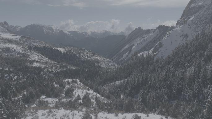 甘南洛克之路航拍雪景云海DLOG