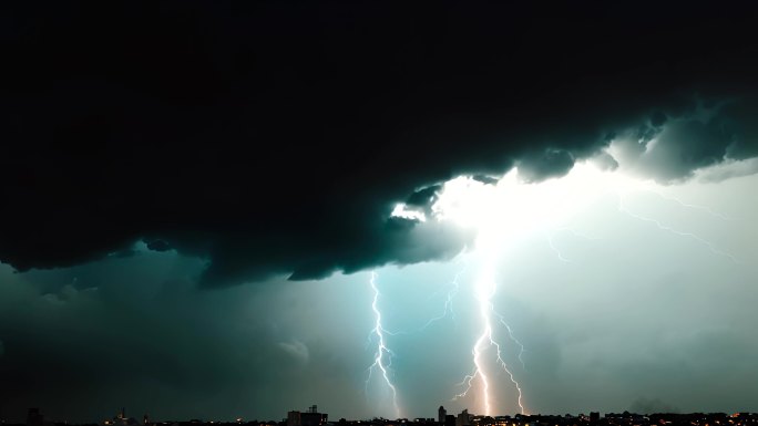 雷电闪电暴雨袭击合集