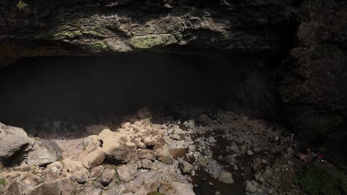 汉中地洞河天坑最美天坑喀斯特地貌户外探险