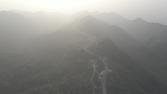 西安临潼骊山环山路11