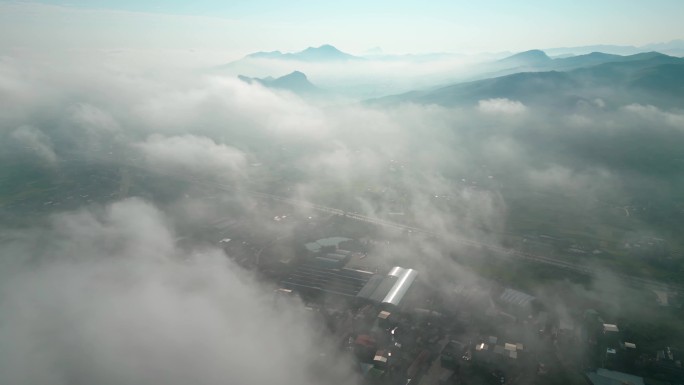 航拍 云 雾 远山 意境 风景