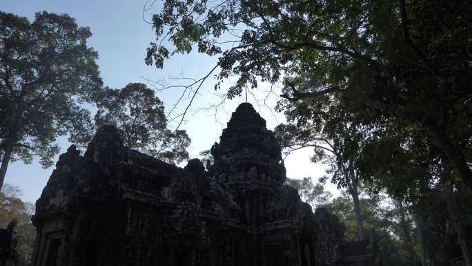 柬埔寨暹粒吴哥窟高棉王朝托玛侬神庙石雕