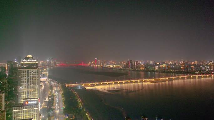 江西南昌红谷滩区夜晚夜景航拍车流交通城市