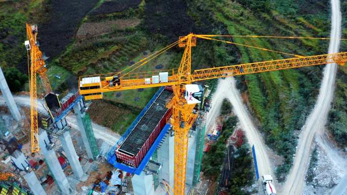 山区高速公路修建高速架桥