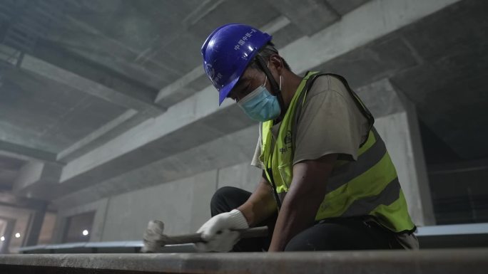 【原创有版权】地铁轨道铺轨施工