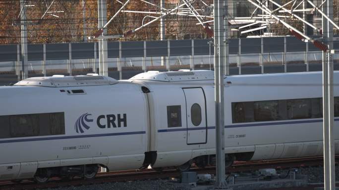 高铁火车高速列车铁路铁道进出站A49