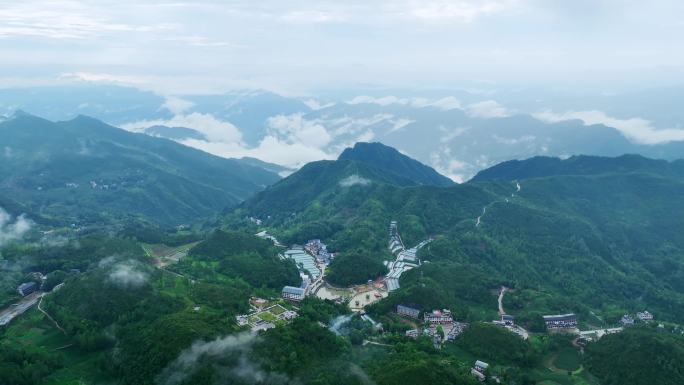 重庆云阳龙岗清水湖龙洞村