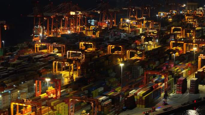 货运港口码头集装箱夜景航拍