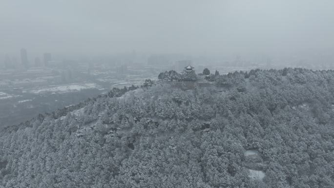 雪天千佛山航拍镜头