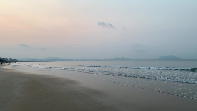 三亚海边沙滩