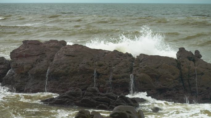 浪潮潮汐大海海洋波浪浪花泡沫