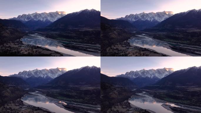 4K晨光的西藏南迦巴瓦峰