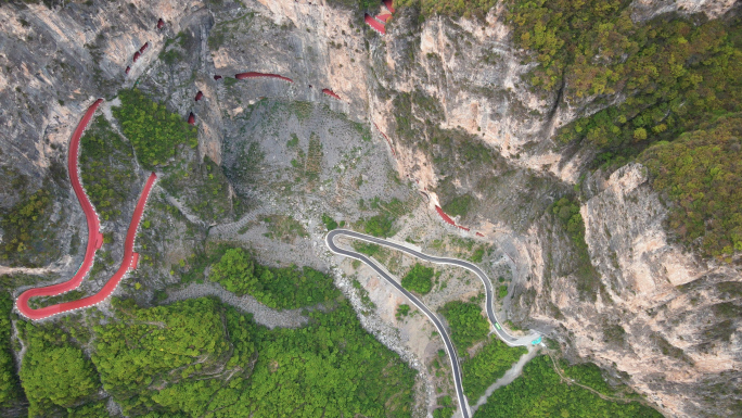 航拍太行山锡崖沟挂壁公路