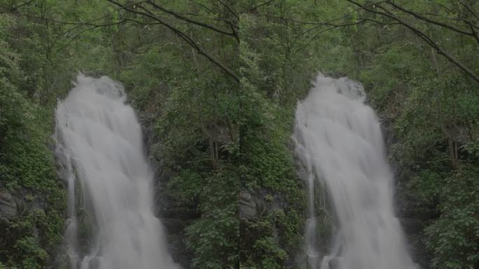 贵州榕江瀑布