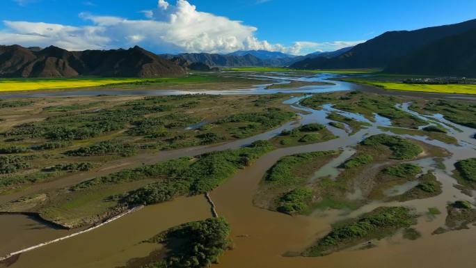 航拍西藏拉孜河谷 湿地