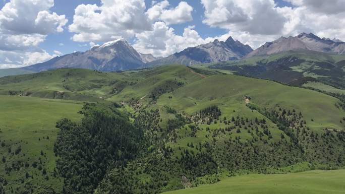 4K大师镜头航拍川西格聂神山