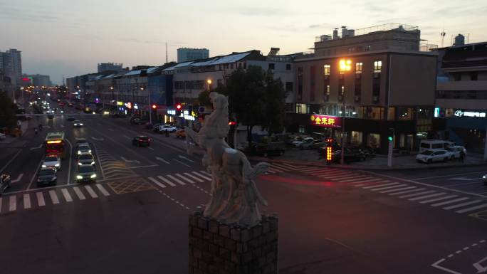 4k航拍泰州靖江白马雕像夜景
