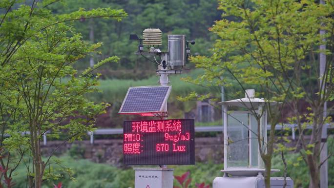 环境监测仪器气象观察雨量气温风向