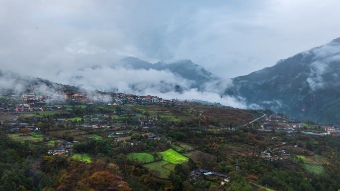 云南怒江州丙中洛景区延时 风起云涌