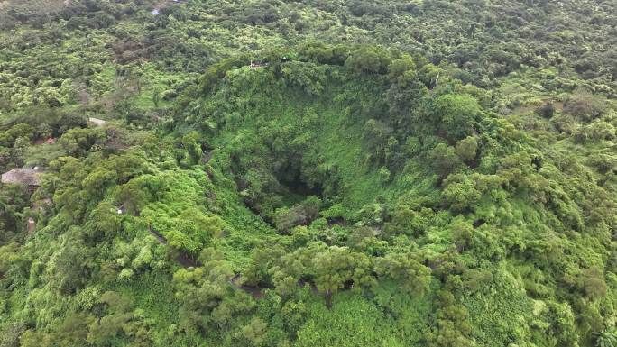 4K航拍海口石山火山群国家地质公园