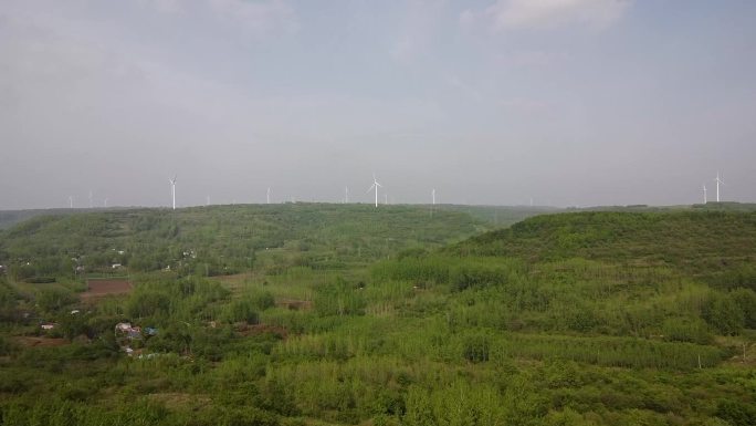 高清航拍风力发电 绿色能源 新能源 风车