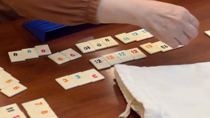 以色列麻将桌游智力游戏老年生活益智游戏