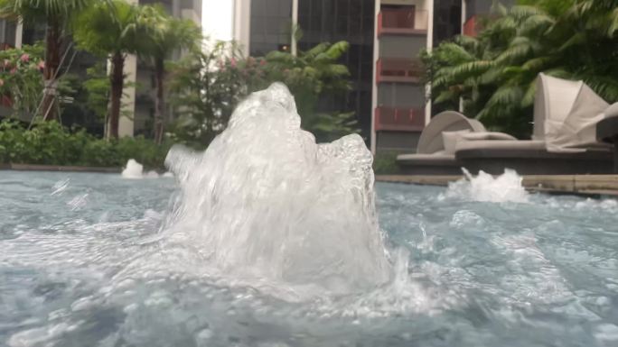 水之舞：慢镜头高清水中喷泉探秘