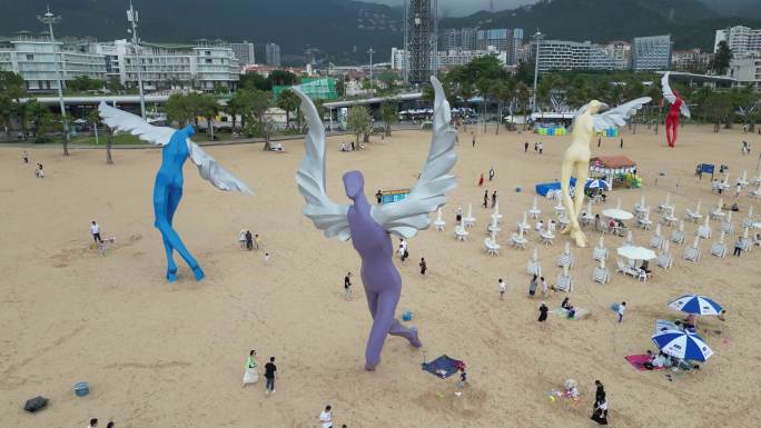 深圳大梅沙海滨公园鸟人雕塑