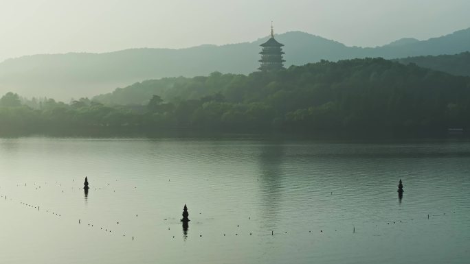 杭州西湖清晨风光